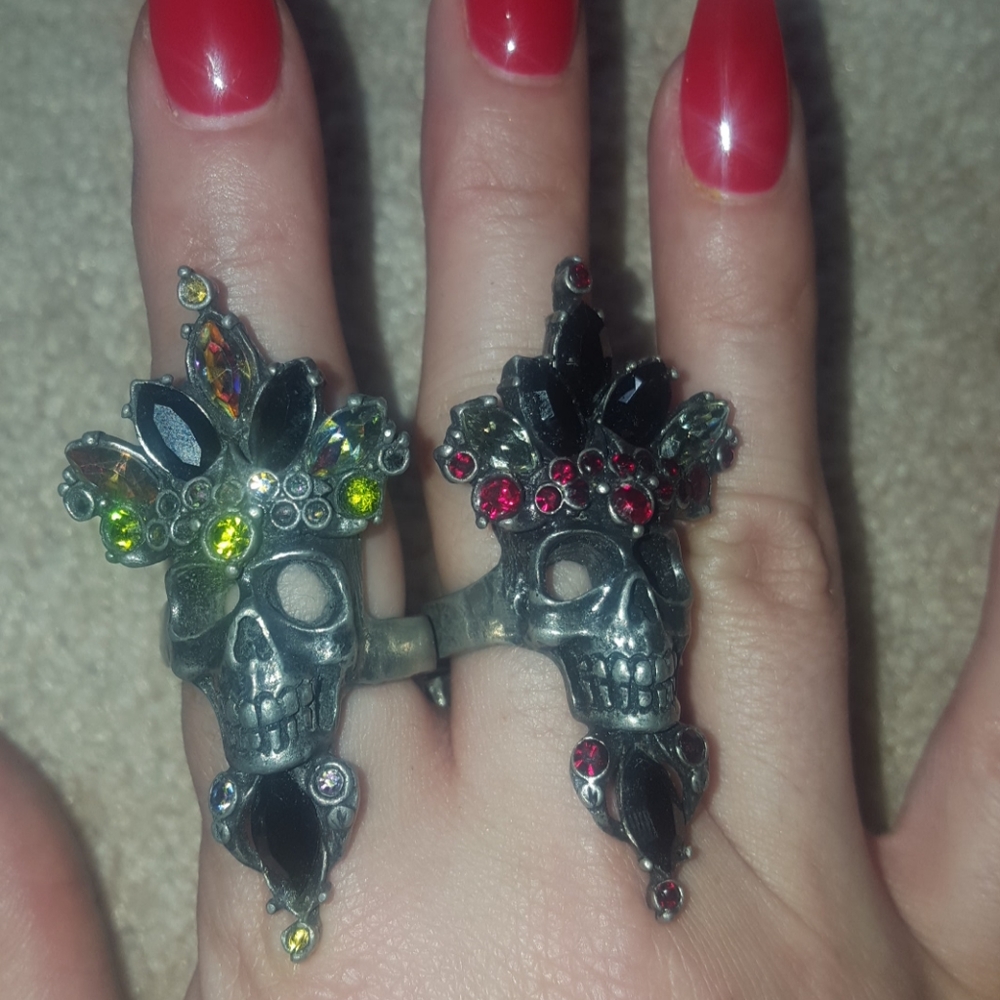 Adjustable Martha rotten Witch Doctor ring with Swarovski crystals red black gra